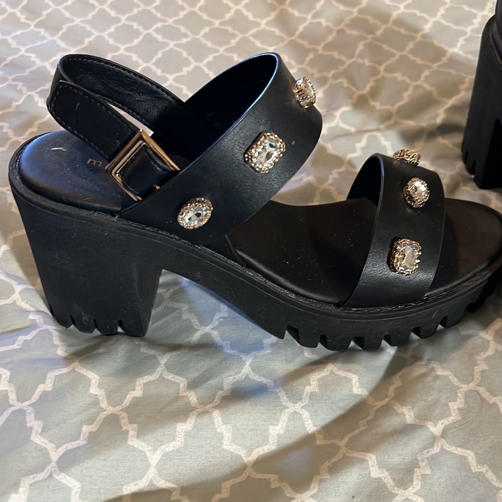 Madden Girl shoes - Picture 2 of 2